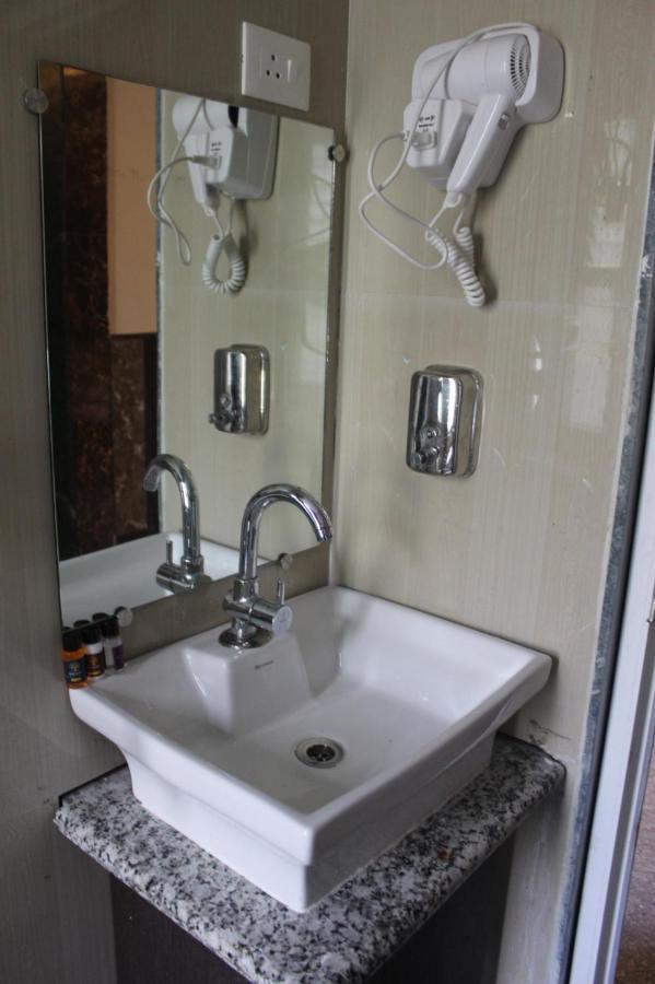 Hotel Subhashree גנגטוק מראה חיצוני תמונה